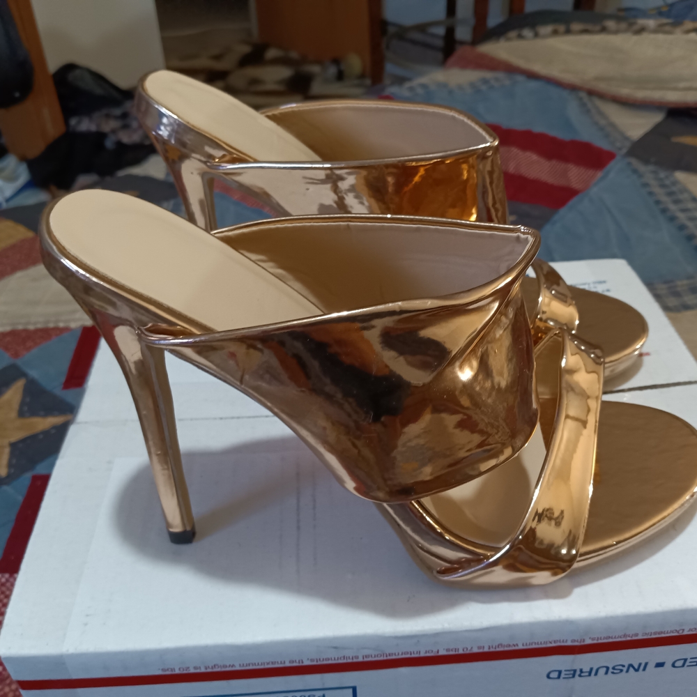 Gold Strappy Stiletto Heels for Evening Wear